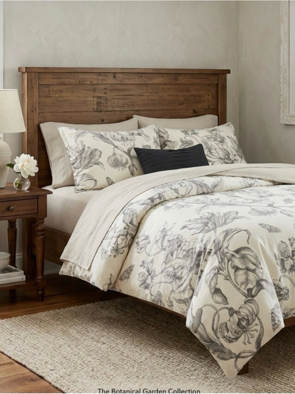 Pottery Barn 100% organic cotton Queen/Full Duvet Cover with 2 standard shams